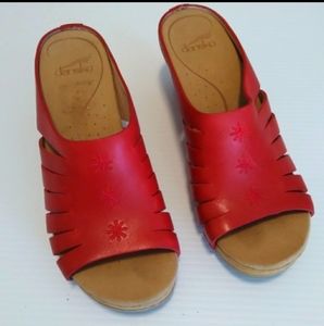 Dansko Open Toe Mules Sz 7